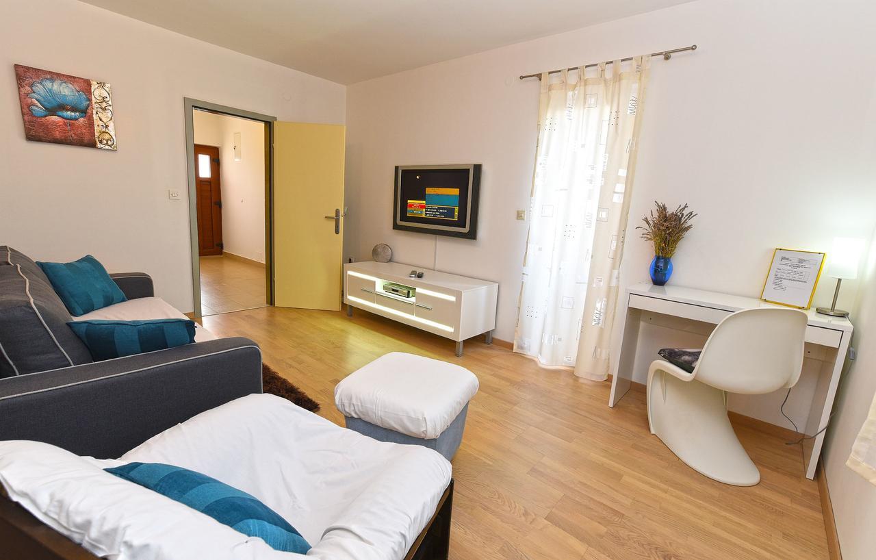 Apartment Monfiorenzo 1551 โรวีน ภายนอก รูปภาพ